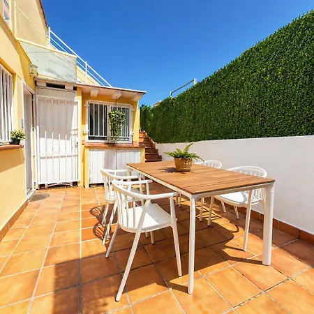 Holiday home Casa Independiente-garden-views-2 Bedrooms Barcelona